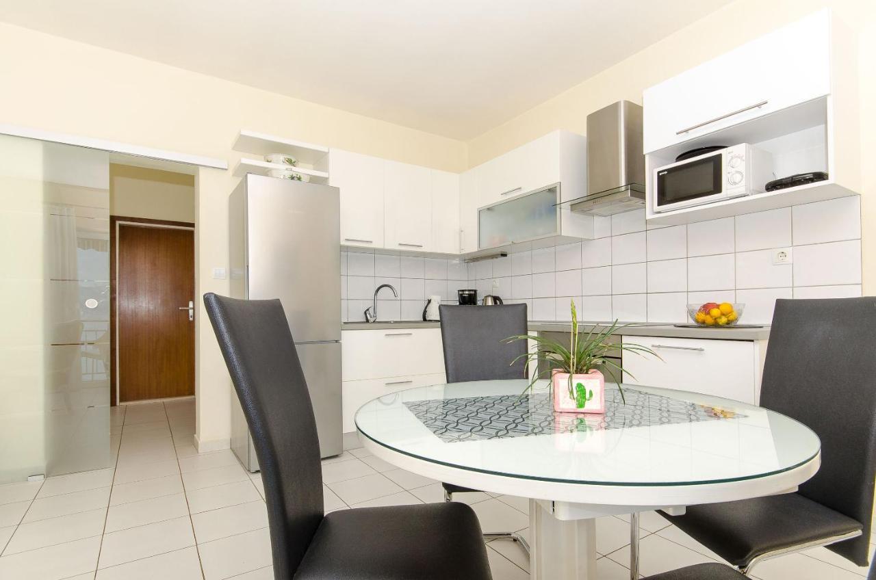 Apartments Jerko Sutivan Phòng bức ảnh
